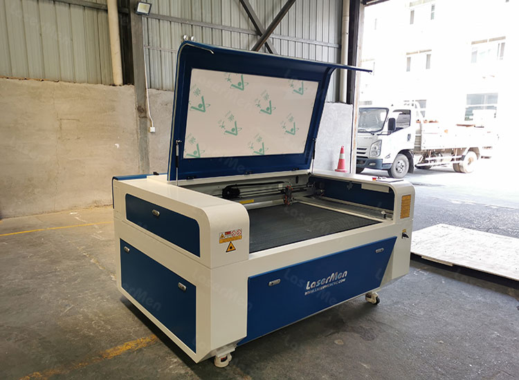 co2 laser engraving machine